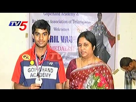 Shuttler Siril Varma Wins Silver | Returns to India | BWF Junior World Championships | TV5 News