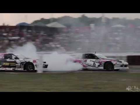 Formula Drift Canada World 2015 - Miro Ovcharik Leading Marc Landreville