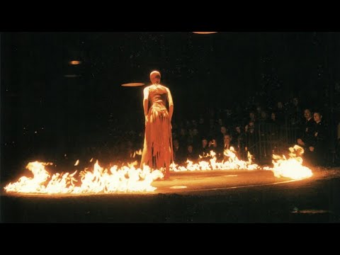 Alexander McQueen RTW fall 1998