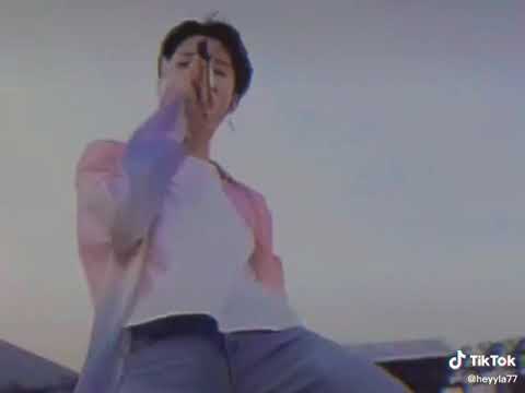 Yaaahh....a little bit but not on the stage...RM is right🔥🔥🔥