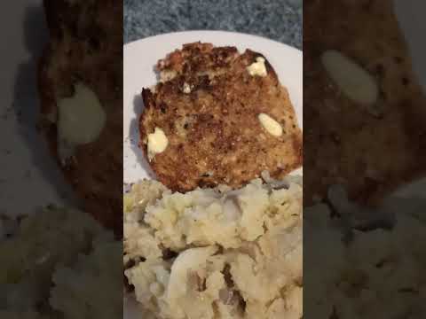 Breakfast: bubble and squeak (leftover lamb, potatoes, cabbage, onion and garlic)