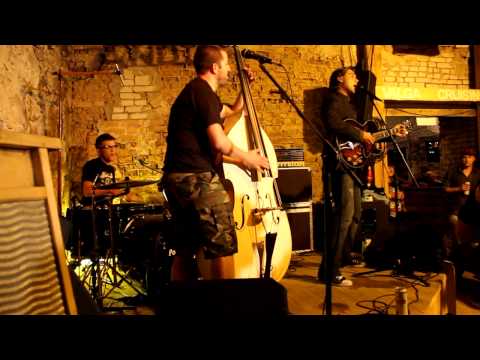 The Jet-Sons Rockabilly Trio-Slap the bass, Valga Cruising 2011