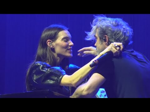 Patrick Watson & Charlotte Cardin - Je te laisserai des mots (Live) Paris, Z&eacute;nith - 04/11/2025