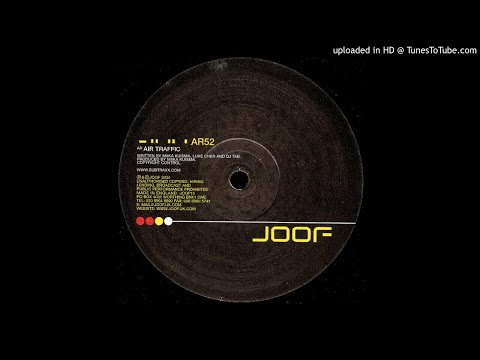 AR52 - Air Traffic (Original Mix) 2004