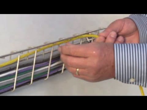 So montieren Sie Kabel in die Kabelrinne für eine Lage