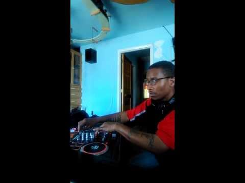 Aphrodite -Hoochie    A Lil  D-N-B ( DJ SLIC )