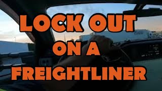 Lock Out On A Freightliner | Delaware House Newark De