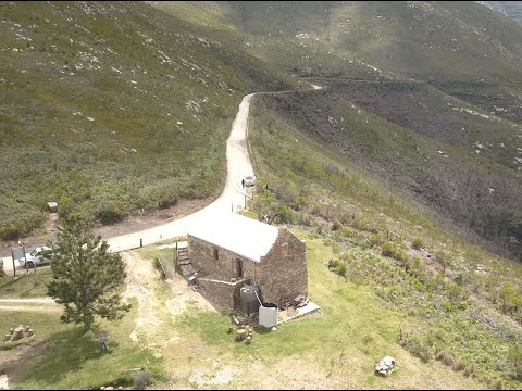 Montagu Pass & Old Toll House