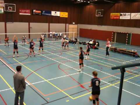 20091121 Croonenburg  D1 Compaen 2x Middenaanval.MOV