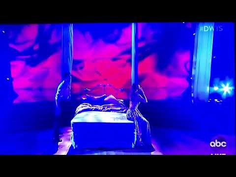 Chrishell Stause & Glen in dancing with the stars