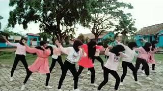 Download lagu Story WA Tarik Sis Semongko Kini Tinggal Aku Sendiri Video Viral Terbaru 2020🌷BUNGA ANGGUN PRAMUDITA mp3
