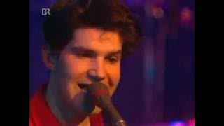 Lloyd Cole and The Commotions - Brand New Friend (Live)