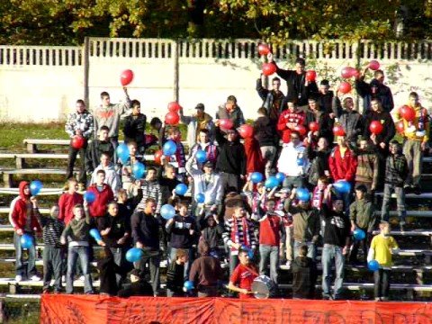 MKS Lędziny- AKS Mikołów 0:2 (baloniada kibiców)