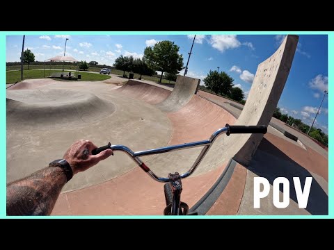 RIDING BMX AT INSANE TEXAS SKATEPARK
