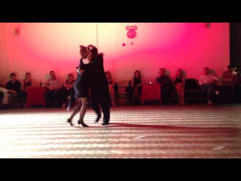 La naranja nacio verde - milonga improvisation by Leo and Tracey