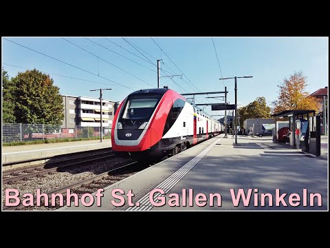 Zugsichtungen beim kleinen Bahnhof St. Gallen Winkeln, Kanton St. Gallen, Schweiz 2022