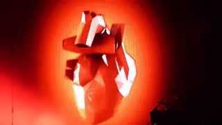 Alejandra Guzman Como Ladrones Live Miami Beach 2/21/2014 (1/3)