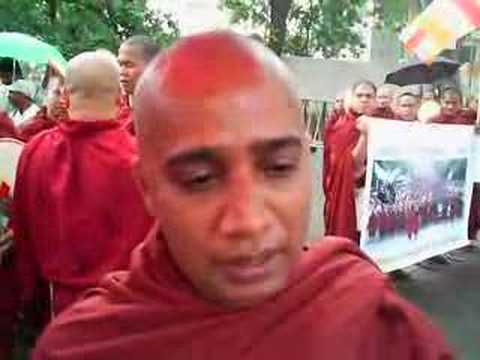 Burmese Monks in Sri Lanka Campaigns for Burma's Freedom