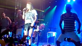 Claudia Leitte - Famo$a (Billionaire) e Samba da Minha Terra (Transcontinental FM)