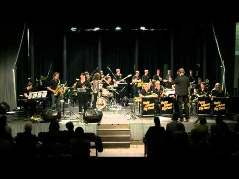 Funky Lemons Big Band mit  I wish und  Superstition, Manuela Würzlhuber-voc