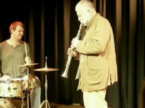 Peter Brötzmann & Jörg Fischer 2009 - clarinet (#2 of 4)