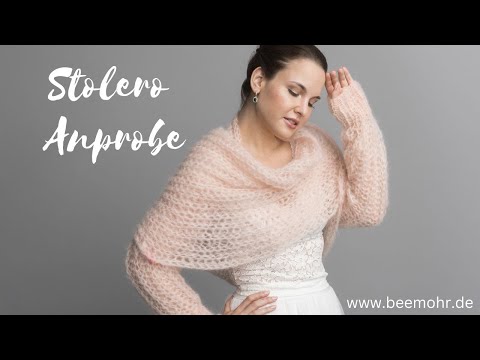 Stolero- Bolero - mit Ärmeln aus Mohair gestrickt - Anprobe