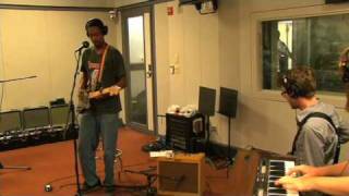 Black Joe Lewis &amp; The Honeybears - &quot;I&#39;m Broke&quot; (Live at WFUV)