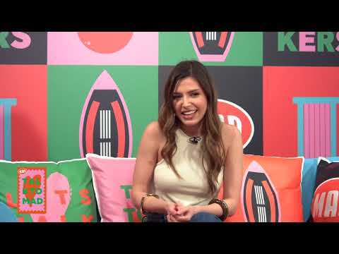 H ηθοποιός Θεανώ Κλάδη ("Γιατί Ρε Πατέρα", "Έχω Παιδιά") στο Τalk To Mad