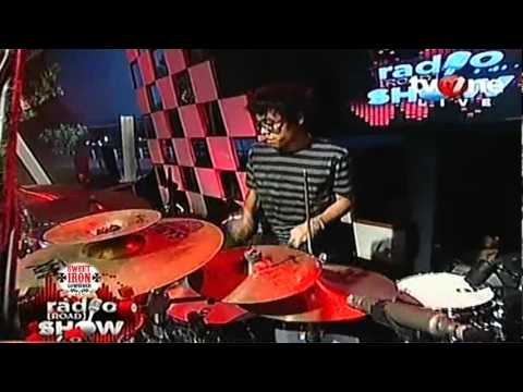 GINDA & THE WHITE FLOWERS @RadioShow_tvOne