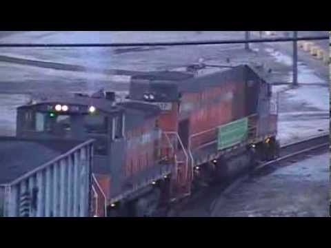 Arcelor Mittal GP15-1 and SW1500 in Run-8 with a coal train