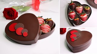 Heart Chocolate Box & Chocolate Covered Strawberries | DIY Valentines's Day Treat