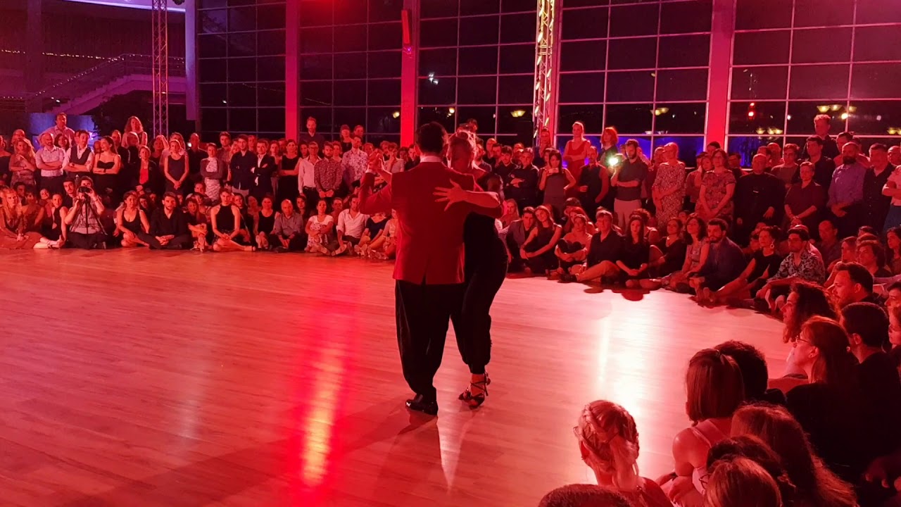 Ivan Terrazas e Sara Grdan  1/5