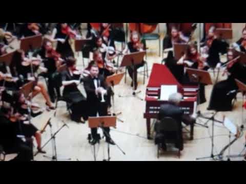 KAVALINSKI plays BACH/VIVALDI Trumpet Concerto BWV 972 / Allegro