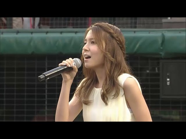 美声がコボスタに響く!! 歌手のMay J.さんによる国歌斉唱 2015/7/4 E-F