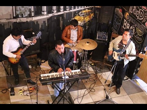 La Mujer Perfecta - La Chata