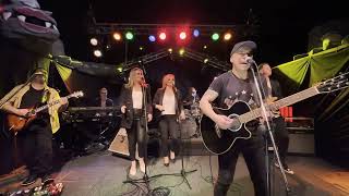 LOVE THE ONE YOU'RE WITH (Stephen Stills / Crosby, Stills &amp; Nash) | DINO JAG (Live Sessions)