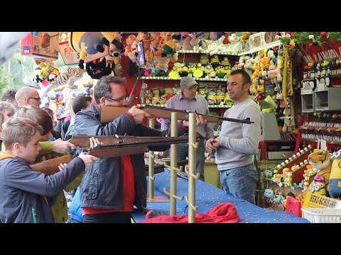 06.10.2015 - Traditioneller Fassanstich auf der Neuenahrer Kirmes