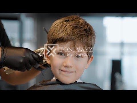 Out of the ordinary at Toni Vayz