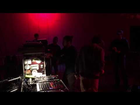 Roots Collective play Natural Warriors - Indian Dance@Dublife Turnhout (21-4-2017)