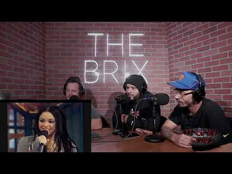 Lit Up AV Reactions: Gloria Estefan y Shakira - The Rosie O'Donnell Show (1999)