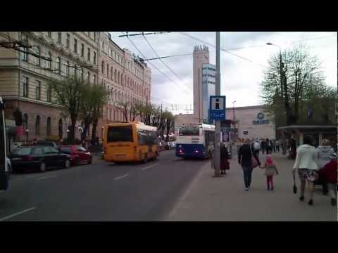 12. maršruta trolejbuss pa mainītu maršrutu / Trolleybus of route 12 in Riga during a diversion