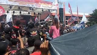 Download lagu ADELLA LIVE IN 1 DEKADE MAKI (MADIUN KING) mp3 Download lagu ADELLA LIVE IN 1 DEKADE MAKI (MADIUN KING) mp3