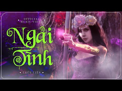 Thể hiện bởi Thủy Tiên
