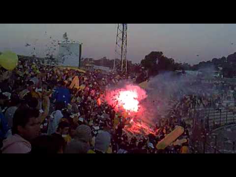 "al hueso pirata salida clasico 2010" Barra: Al Hueso Pirata • Club: Coquimbo Unido