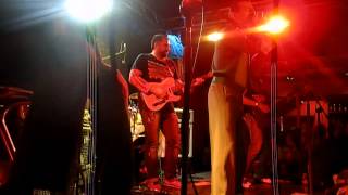 Baila conmigo un twist