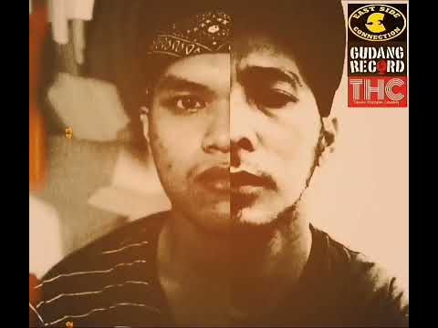 Microphone Ngehee ft. Squirt Word - Kelam