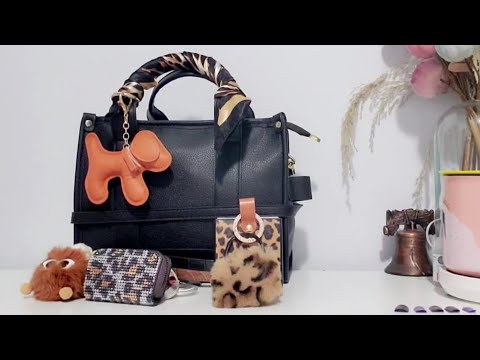 (19) Whats in My Black "THE TOTE BAG". (ANIMAL PRINT) 👛 👜 👛 👜 👛 👜 👛