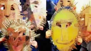 afrykańskie maski z kartonu