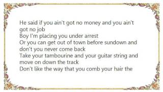 Buck Owens - Get Out of Town Before Sundown Lyrics