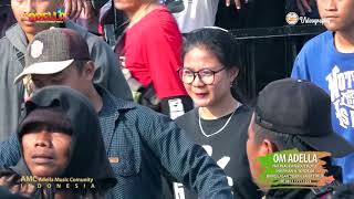 Download lagu Anak Yang Malang - Susilowati OM.ADELLA Live Sedekah Laut Kota Tegal mp3